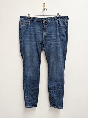 Amazon Essentials Medium Wash Jeans